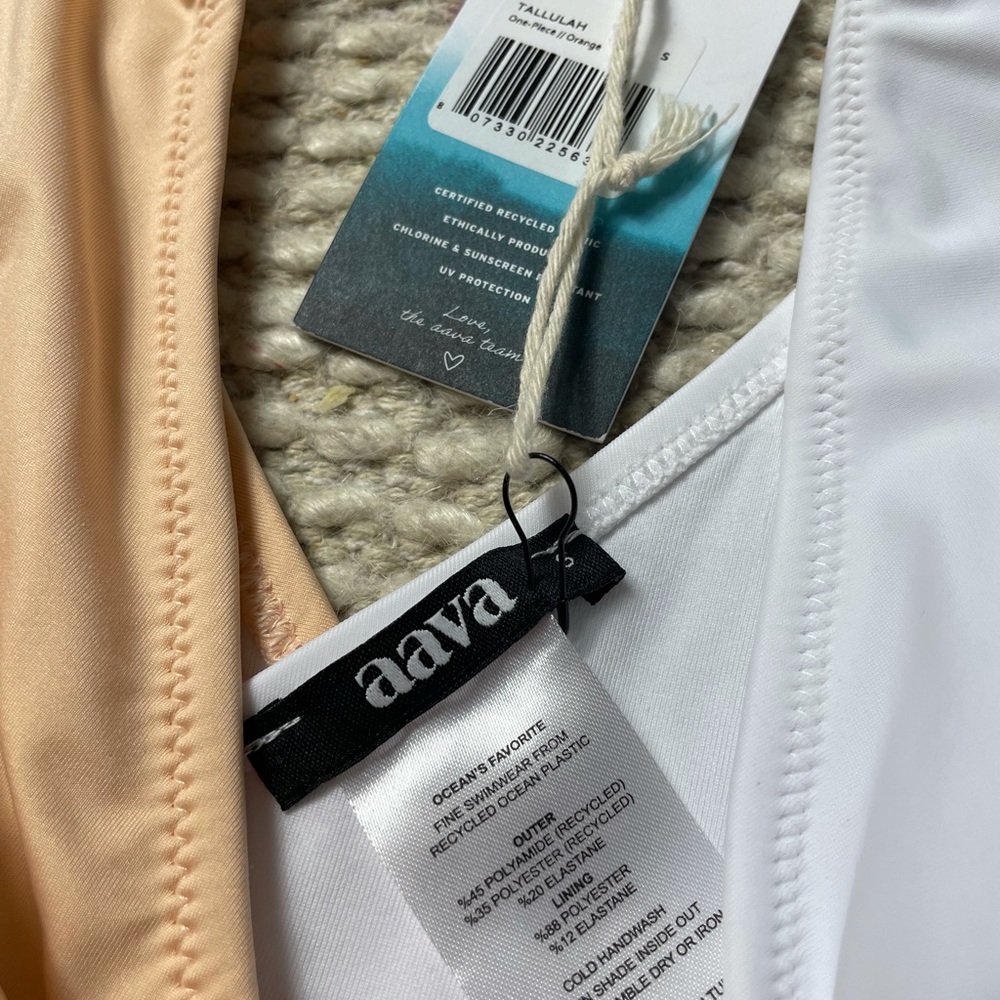 Woman's Aava White Orange Color Block Wrap One Piece Swimsuit NWT Size Small - Picture 6 of 6